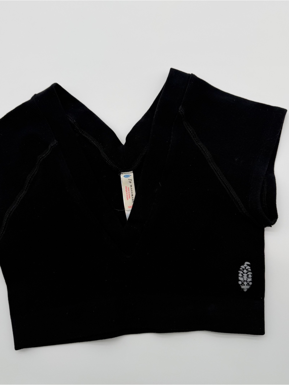 FP Movement by Free People Black V-Neck Cropped Ribbed Tee
